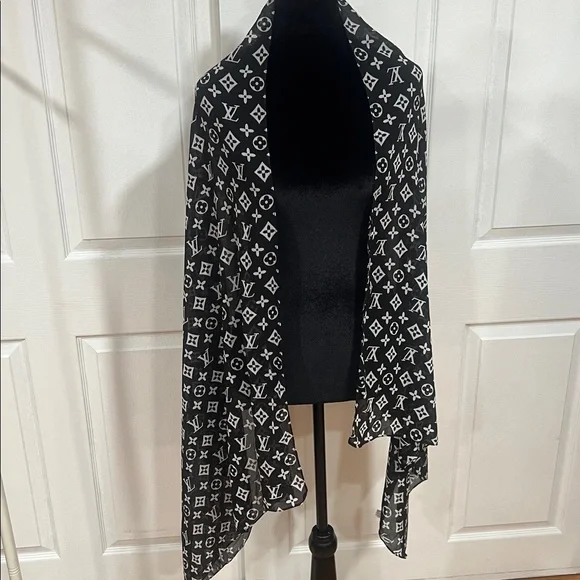 (( not authentic))NEW❤️LV Chiffon Shawl - Picture 5 of 17